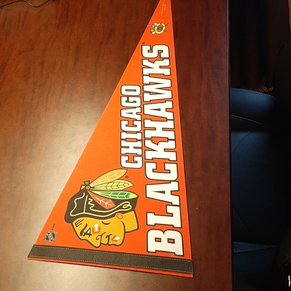 Chicago Blackhawks collectibles - Picture 1 of 2